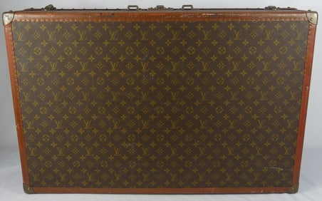 VINTAGE LOUIS VUITTON SUITCASE