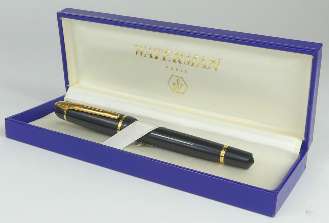 WATERMAN FOUNTAIN PEN w BOX: Waterman fountain pen with box. Marked to nib. Pen measures 5 1/4". Box measures 6 7/8" x 2 1/2" x 1 1/8".