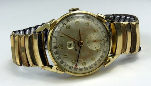 VINTAGE BENRUS DATE CALENDAR WRISTWATCH