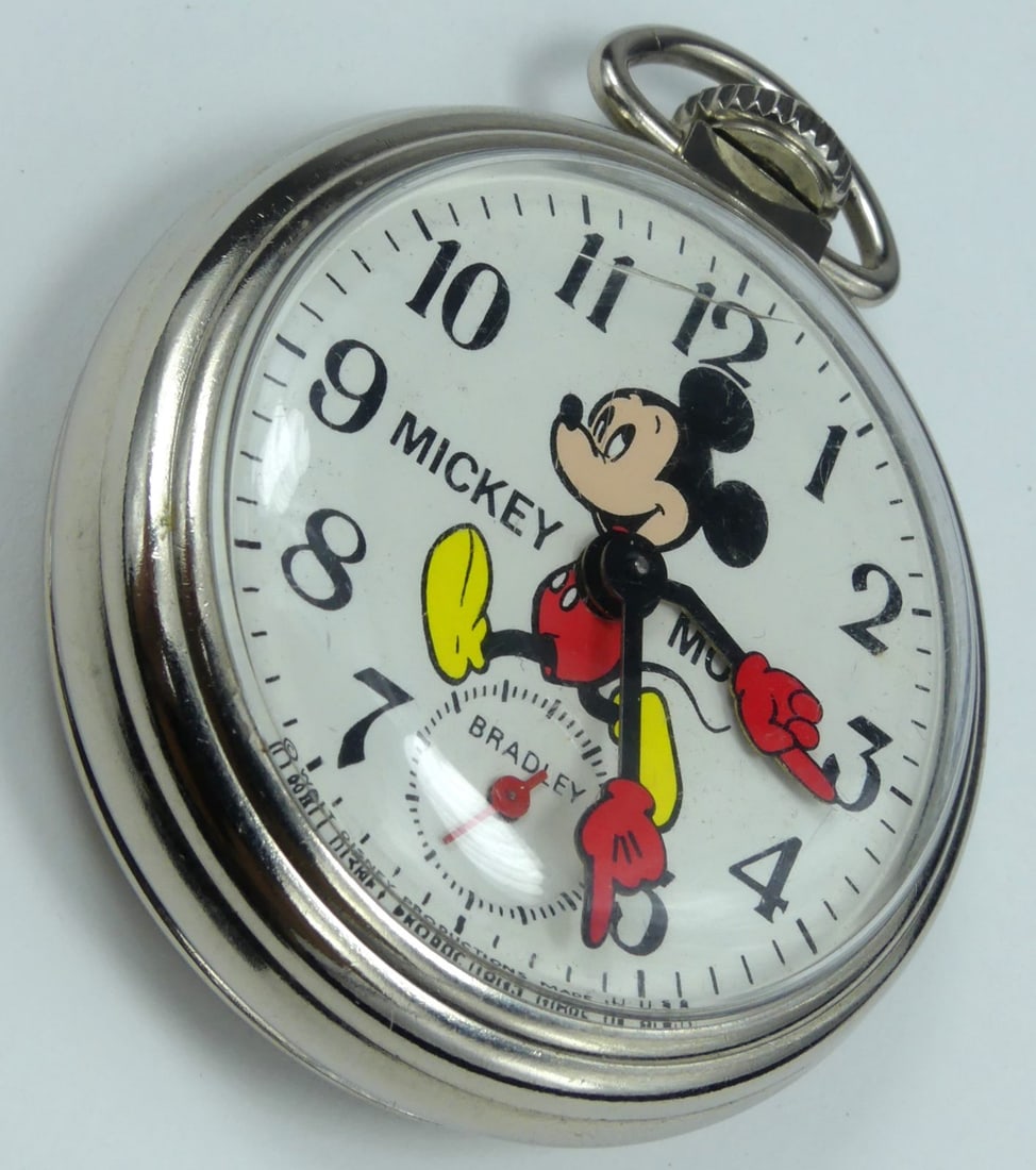 VINTAGE BRADLEY MICKEY MOUSE POCKET WATCH (1 of 4)