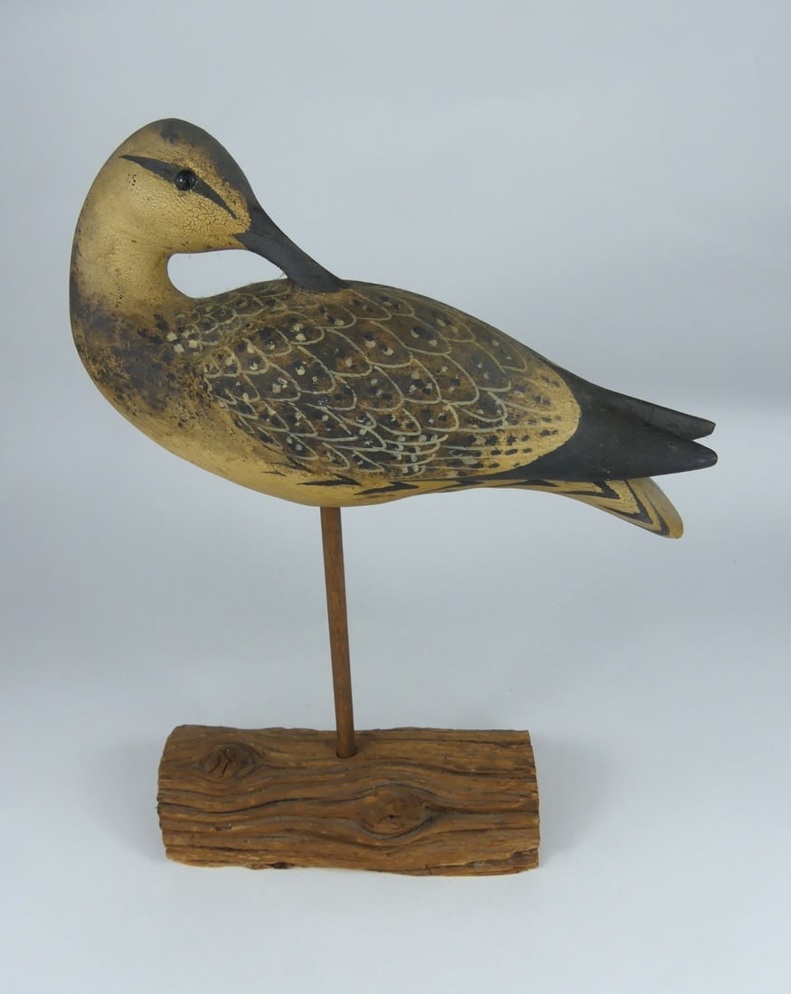 THOMAS LANGAN CARVED & PAINTED BIRD DECOY (1 of 7)
