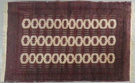HAND WOVEN WOOL RUG w REPEATING MEDALLION DESIGN