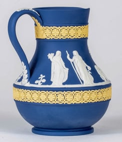 WEDGWOOD TRICOLOR JASPERWARE ETRUSCAN JUG