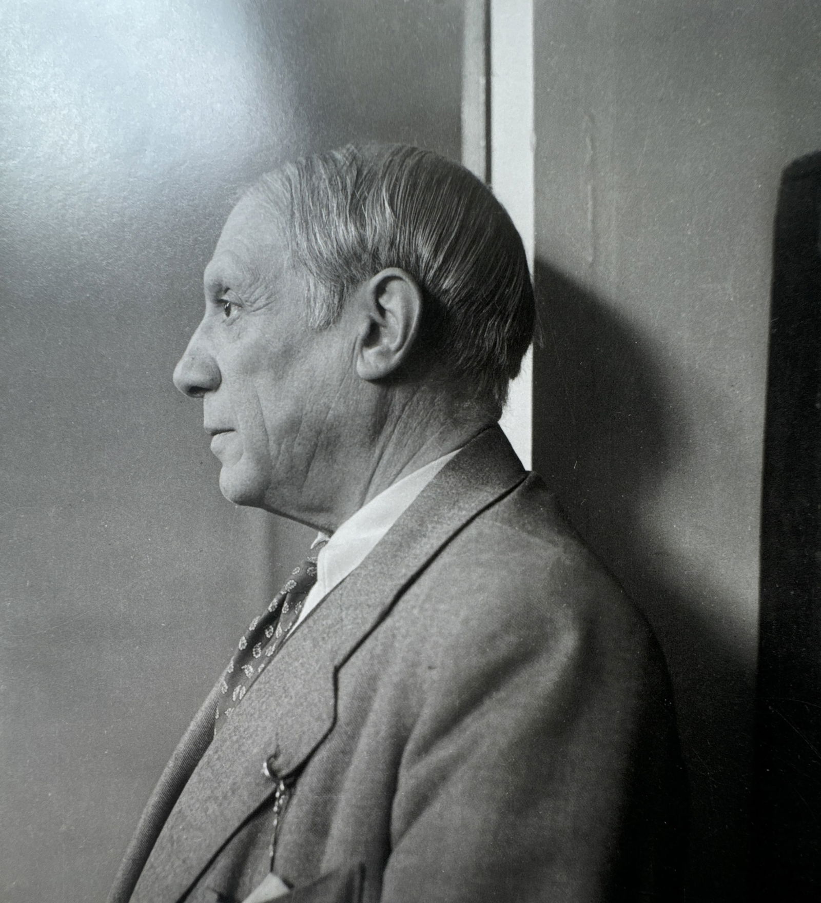 CECIL BEATON 'PABLO PICASSO, PARIS, 1944' PHOTO: Cecil Beaton "Pablo Picasso, Paris, 1944" Photo print. Measures 7.25 x 7.00 inches. Mounted.