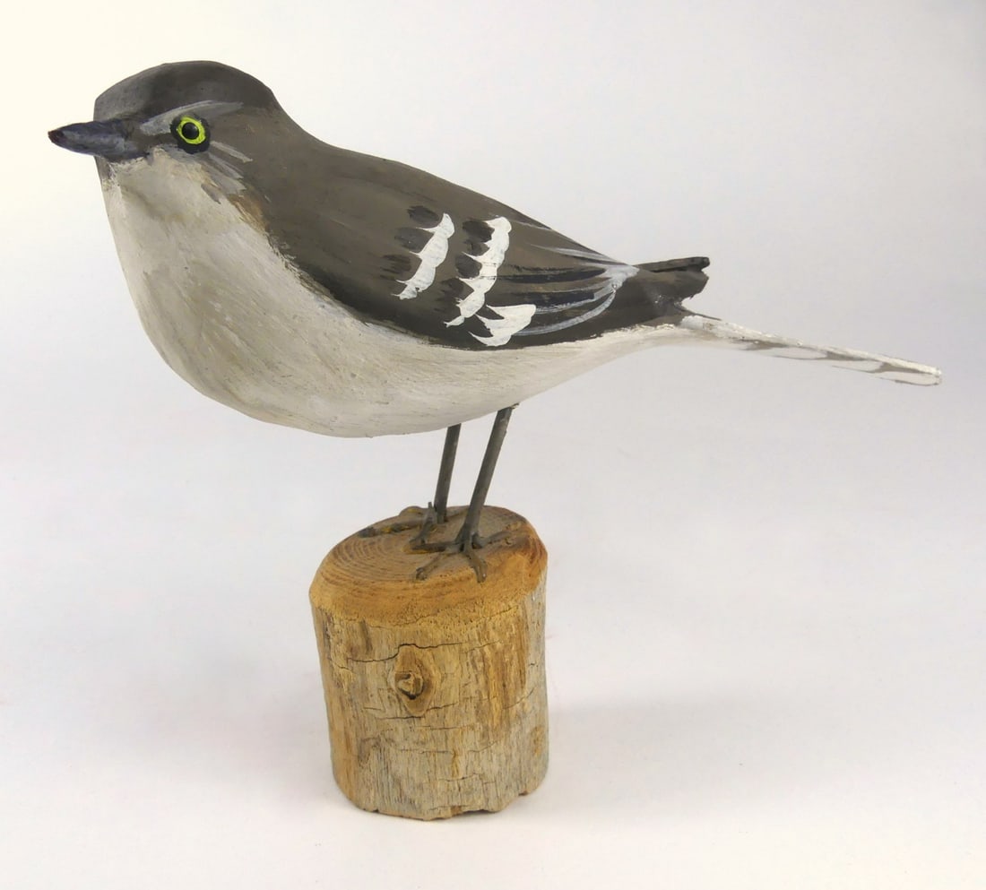 PETER PELTZ MOCKINGBIRD CARVED & PAINTED SCULPTURE (1 of 8)