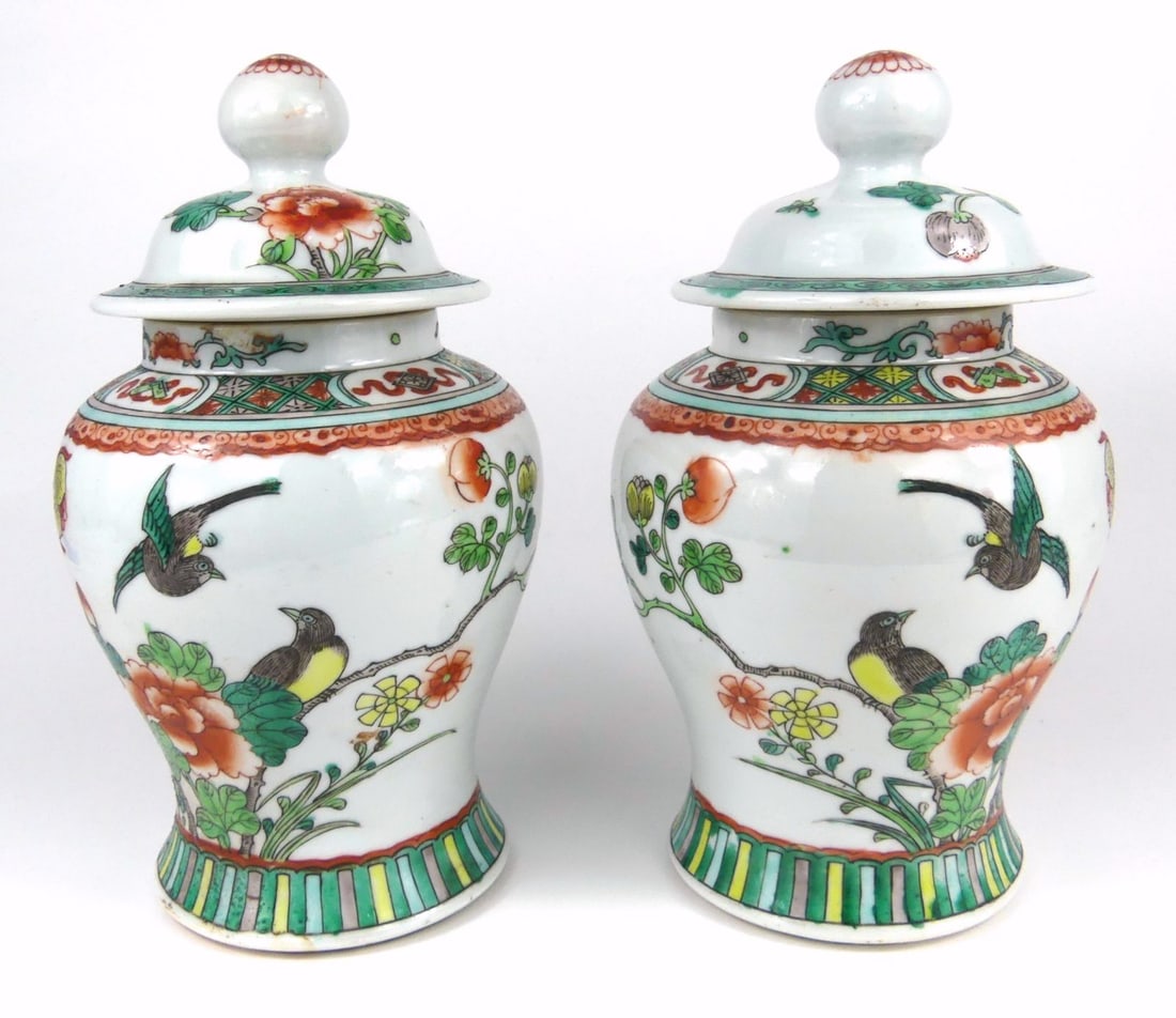 PR CHINESE FAMILLE VERTE BALASTER COVERED VASES (1 of 8)