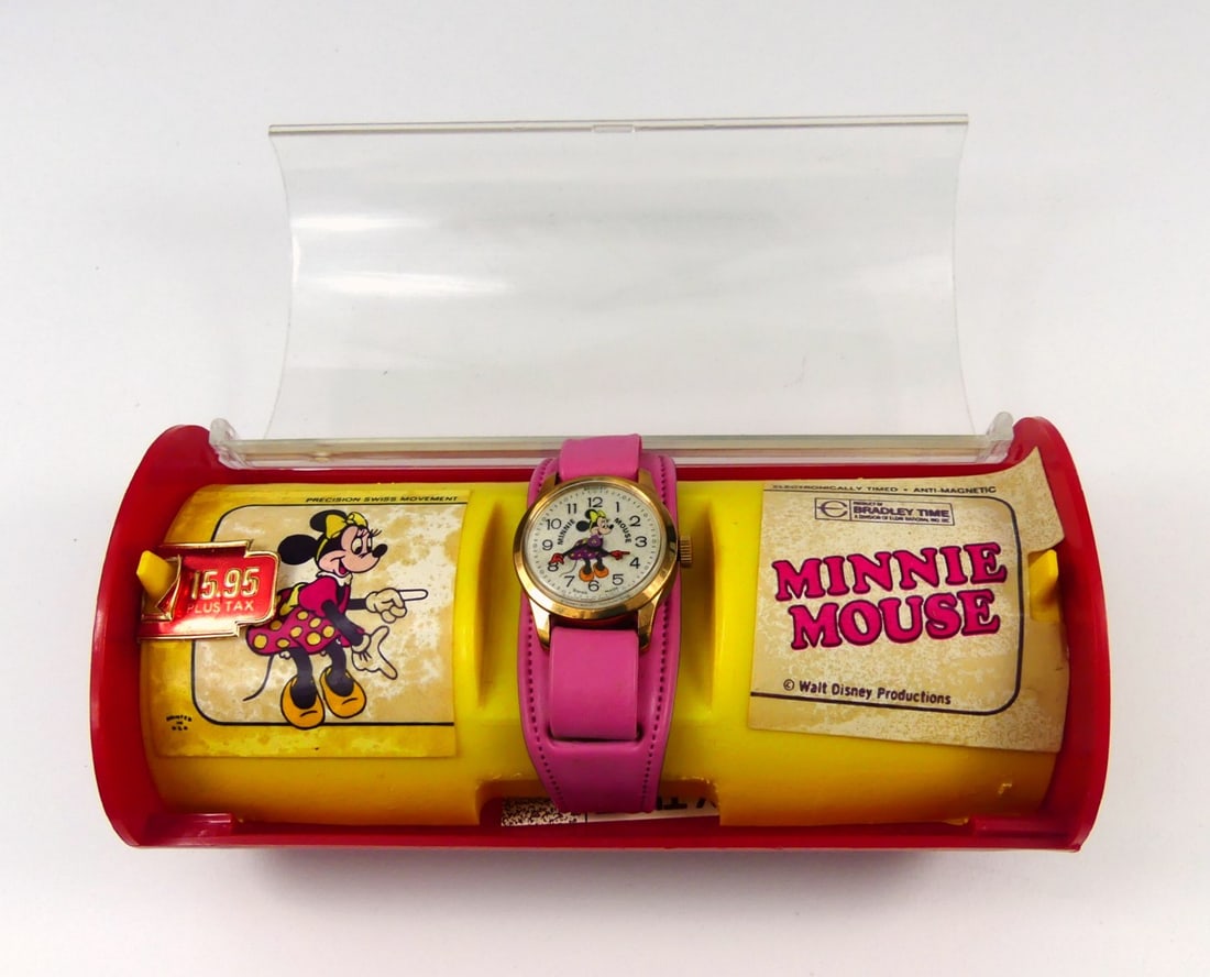 MINNIE MOUSE BRADLEY TIME VINTAGE WRIST WATCH (1 of 5)