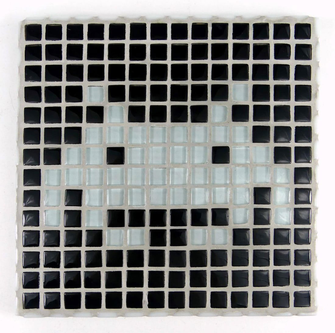 SPACE INVADER MOSAIC PLAQUE (1 of 6)