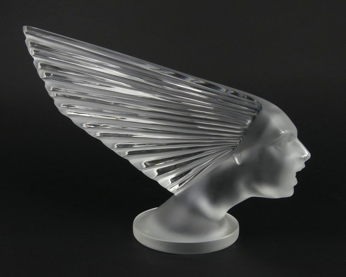 LALIQUE 'VICTOIRE' CRYSTAL CAR MASCOT (1 of 8)