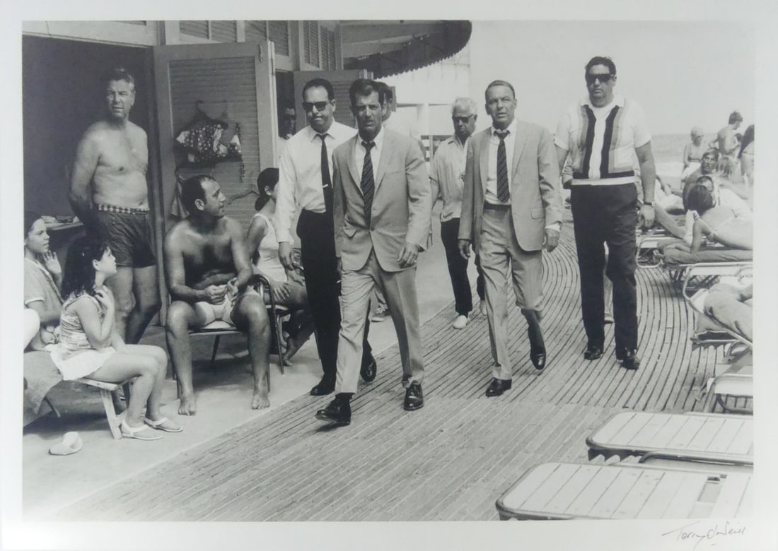 TERRY O'NEILL 'FRANK SINATRA ON THE BOARDWALK' (1 of 4)