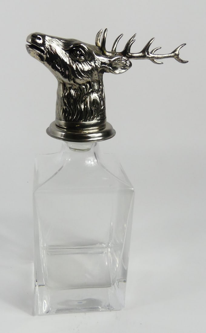 ENGLISH GLASS DECANTER w STAG HEAD STOPPER (1 of 5)