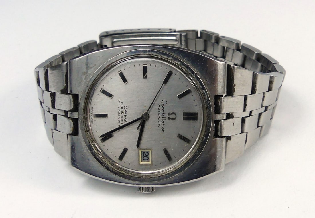 OMEGA CONSTELLATION VINTAGE STAINLESS WRISTWATCH (1 of 5)