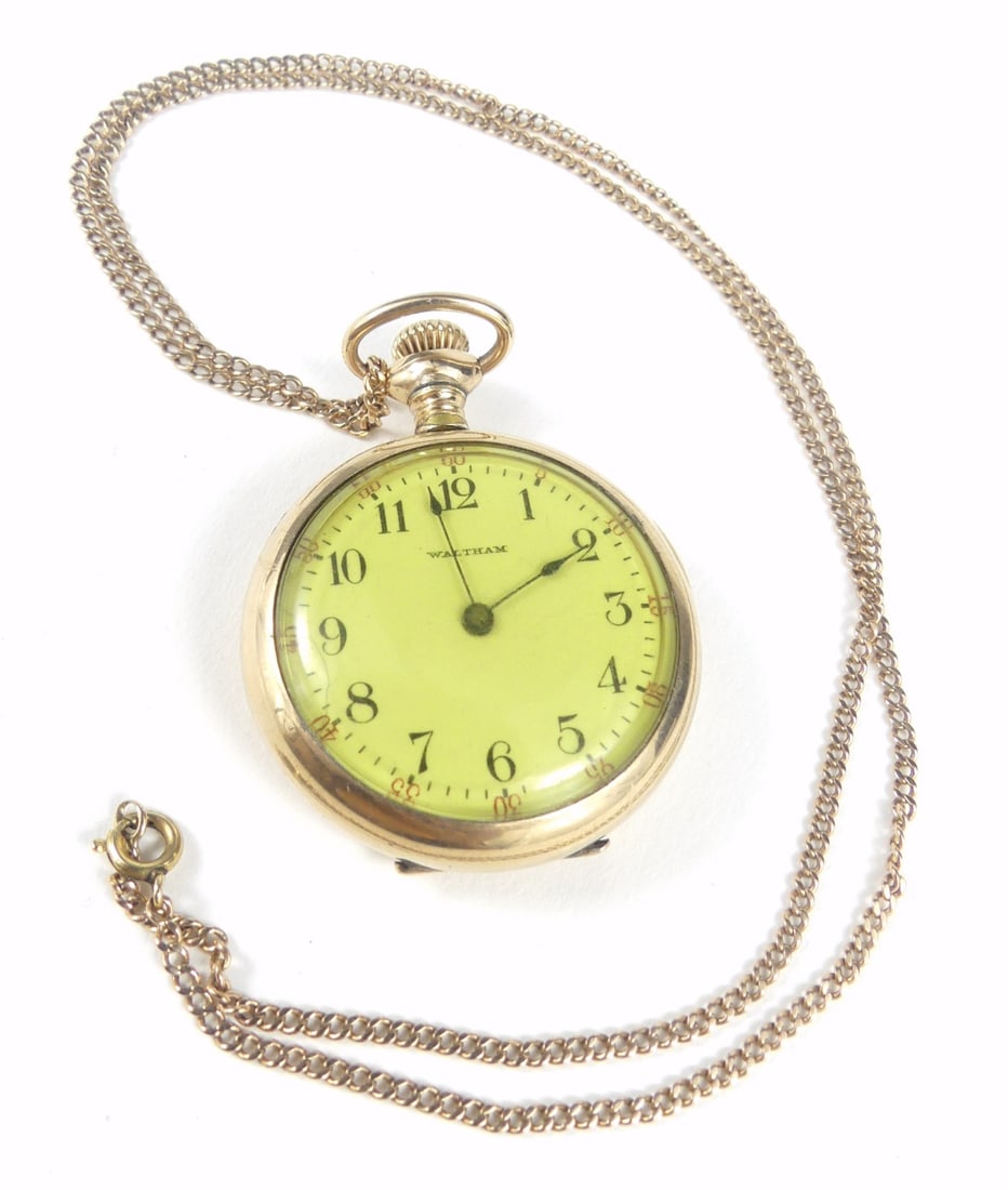WALTHAM ANTIQUES LADIES POCKET / PENDANT WATCH (1 of 6)
