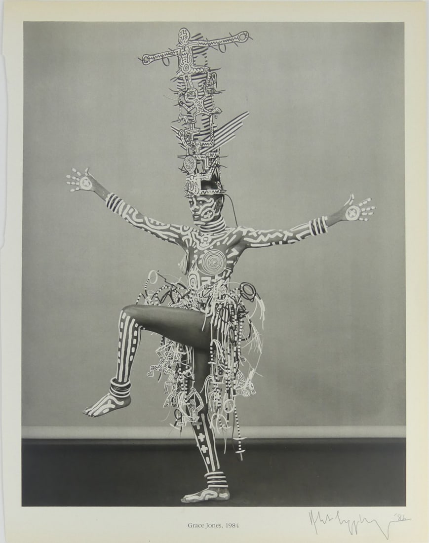 ROBERT MAPPLETHORPE SIGNED GRACE JONES GRAVURE (1 of 8)