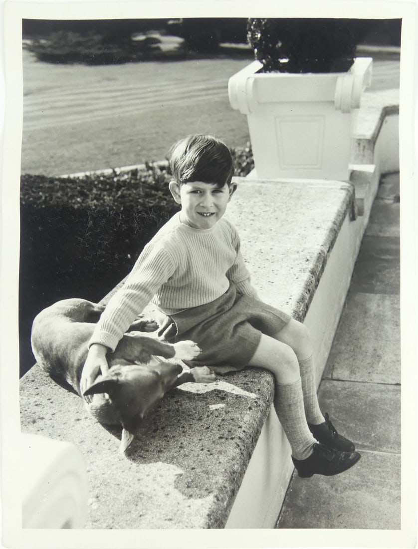 LISA SHERIDAN 'PRINCE CHARLES w CORGI' PHOTOGRAPH (1 of 6)