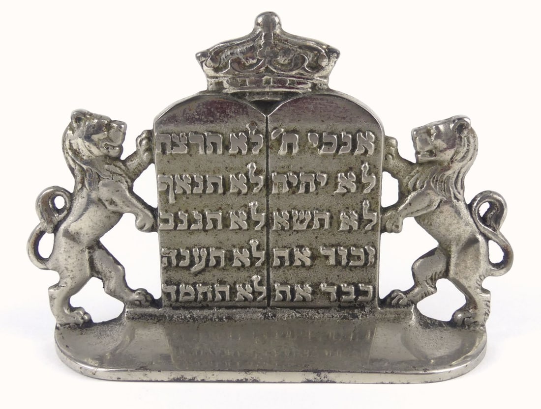 TEN COMMANMENTS w LIONS OF JUDAH PAPERWEIGHT (1 of 5)