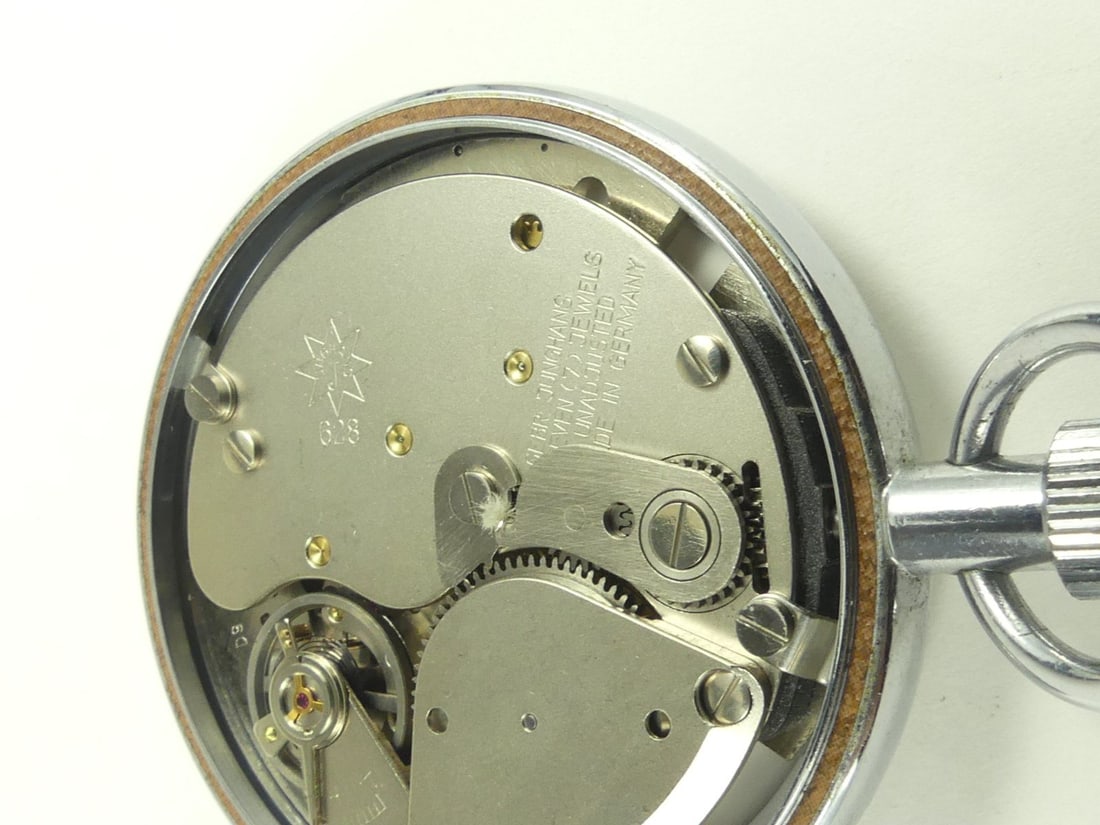JUNGHANS 1/10 SECOND MECHANICAL STOPWATCH - 6
