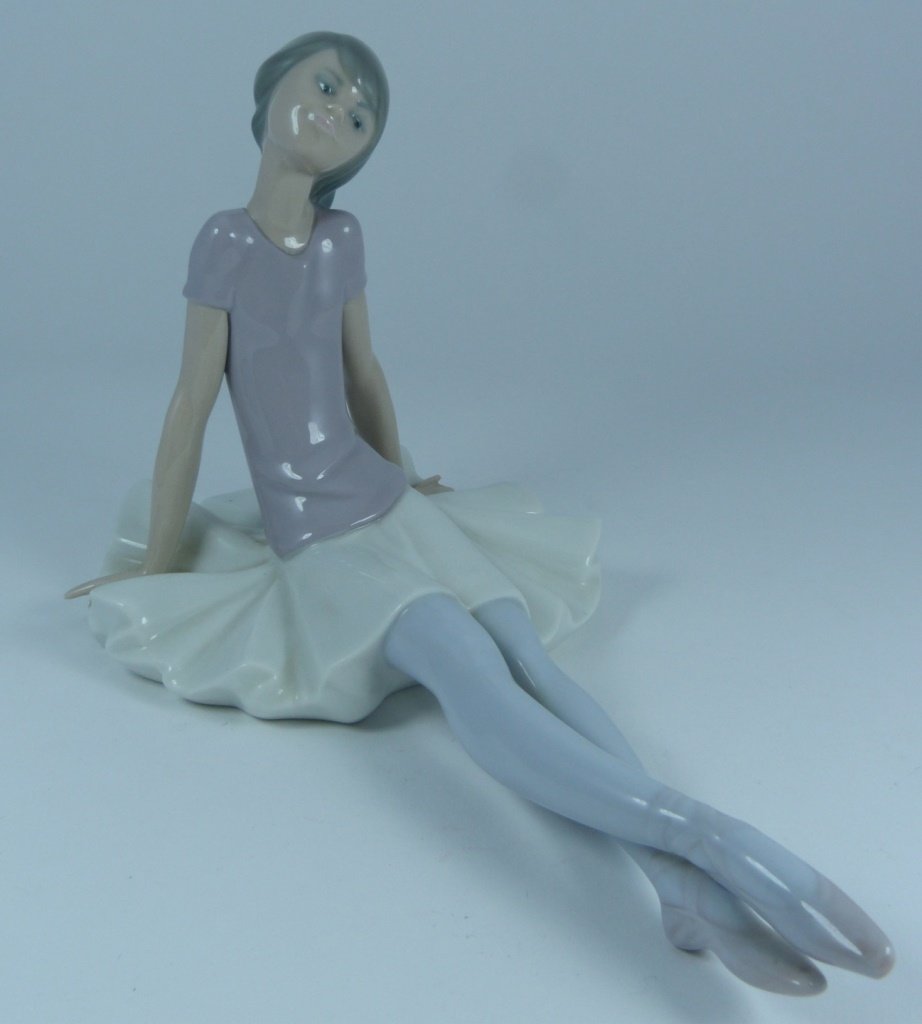 LLADRO RETIRED PORCELAIN BALLERINA FIGURE # 1356 (1 of 5)
