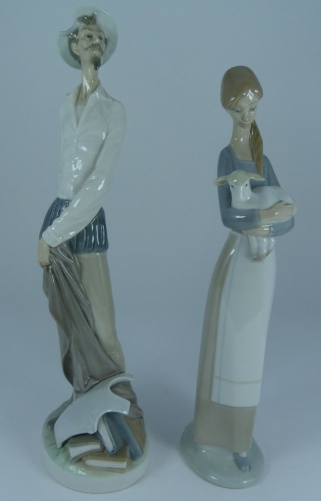 TWO LLADRO RETIRED PORCELAIN FIGURES (1 of 5)