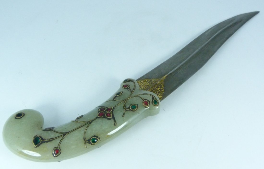 MUGHAL JEWELED JADE DAGGER WITH SHEATH (1 of 10)