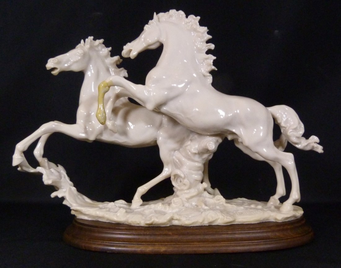 GIUSEPPE ARMANI IVORY PORCELAIN HORSE GROUP (1 of 6)