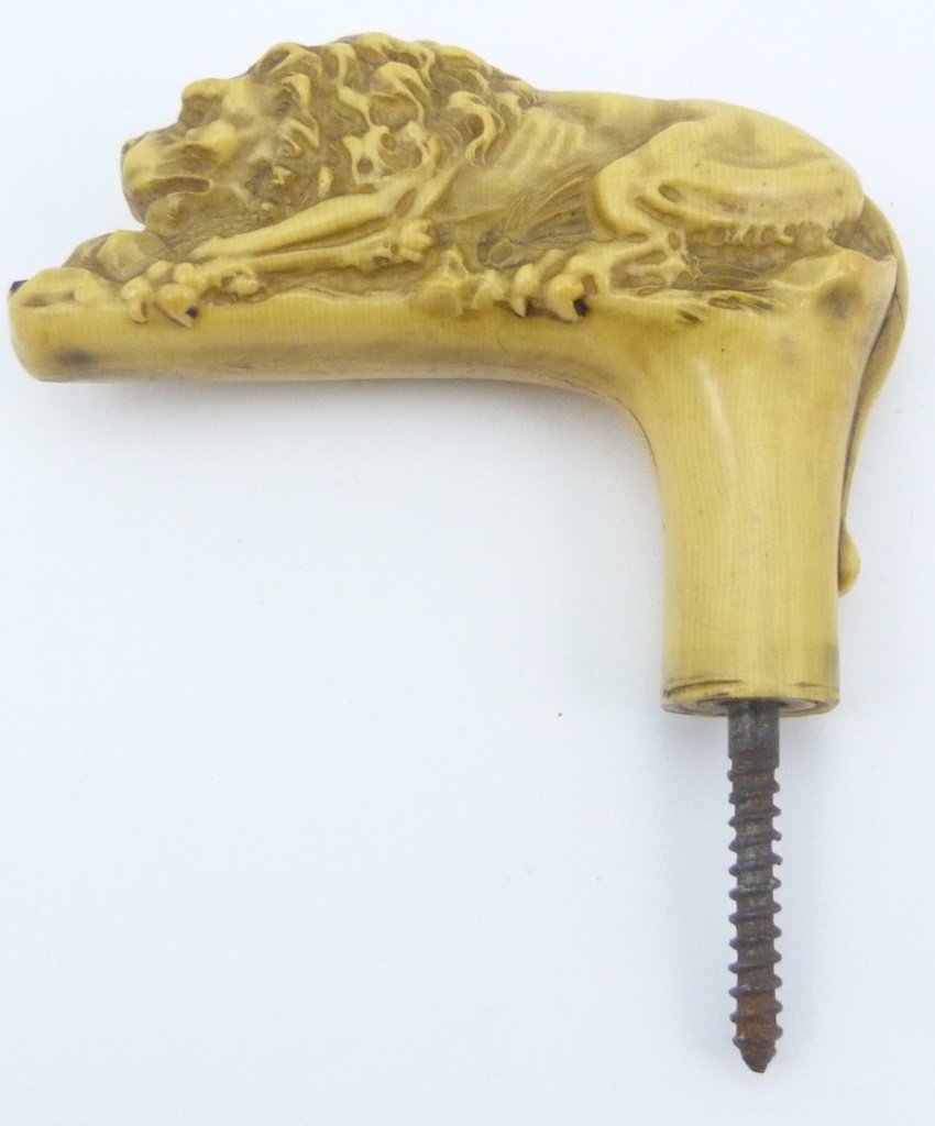 ANTIQUE IVORY HAND CARVED LION CANE HANDLE (1 of 6)