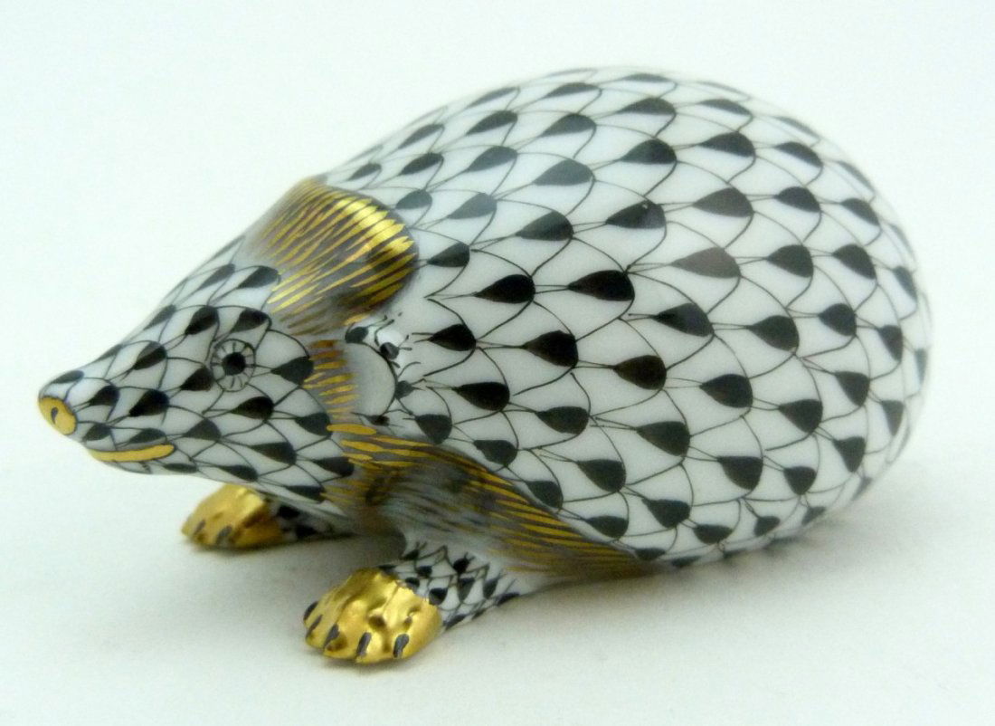 HEREND BLACK FISHNET PORCELAIN HEDGEHOG (1 of 7)