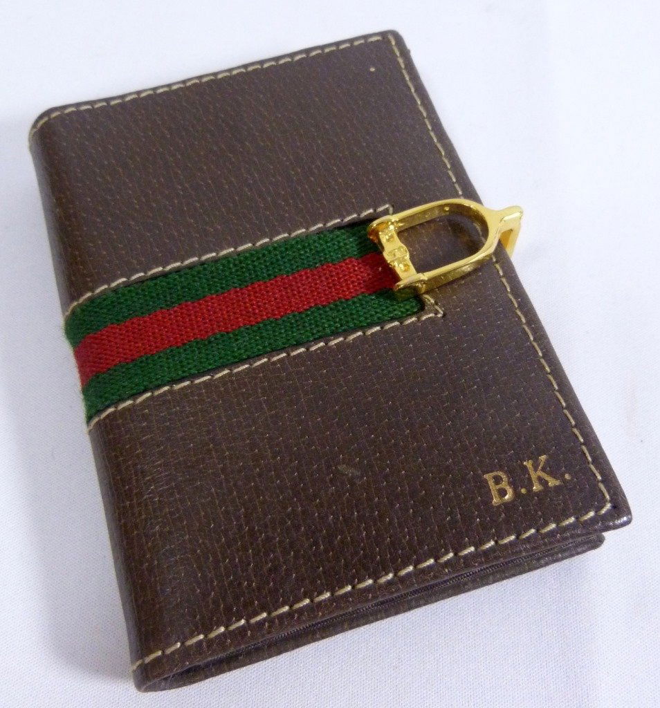 GUCCI ITALIAN VINTAGE ADDRESS & MEMO BOOK (1 of 6)