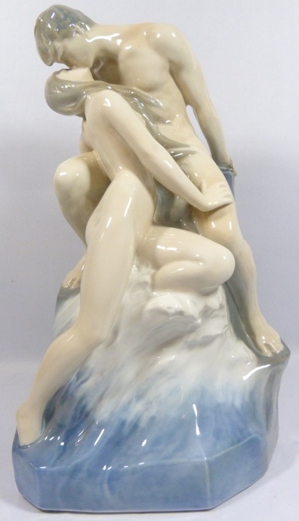 ROYAL COPENHAGEN "WAVE & ROCK" #1132 SCULPTURE (1 of 10)