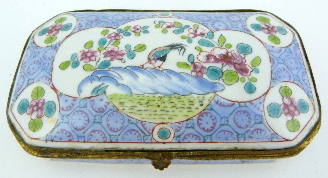 SEVRES STYLE PORCELAIN & BRONZE DRESSER BOX (1 of 7)