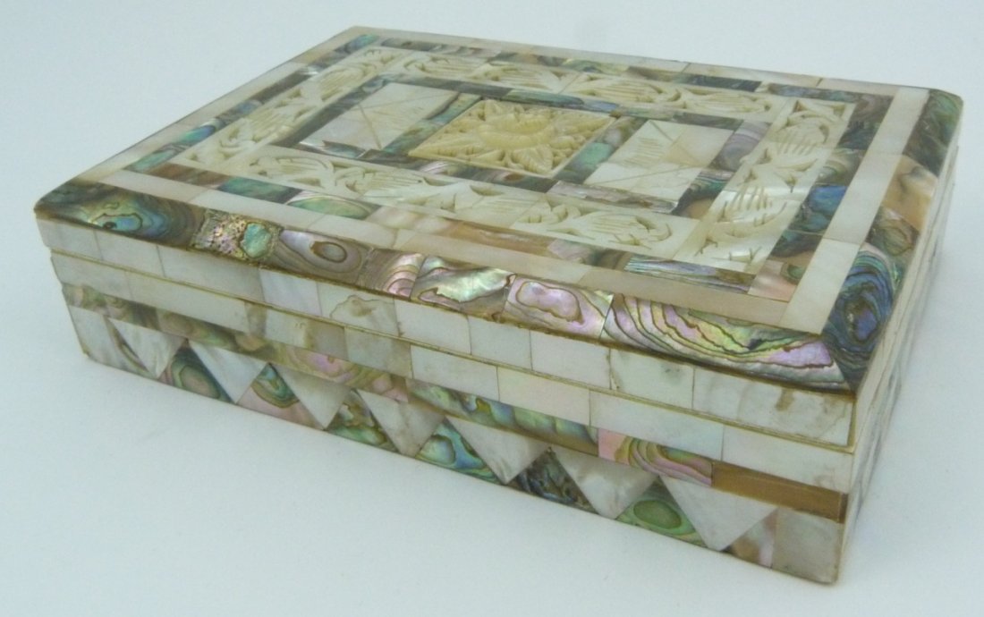 MOTHER OF PEARL w ABALONE INLAY DRESSER BOX (1 of 10)