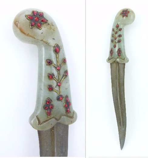 MUGHAL DAGGER w JEWELED RUSSET JADE HANDLE (1 of 8)