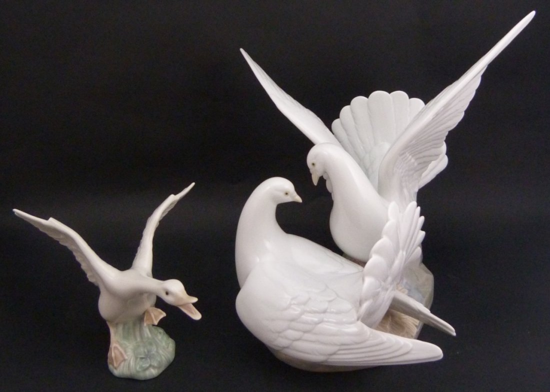 LLADRO #6291 "LOVE NEST" & GOOSE FIGURES (1 of 10)