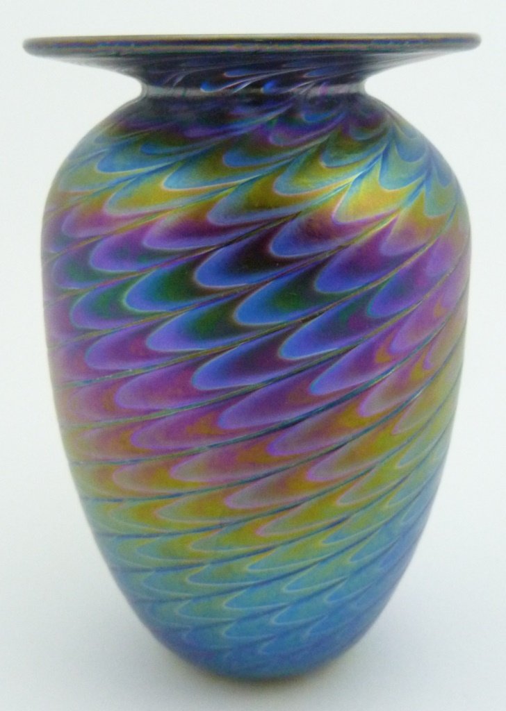 MSH MT ST HELENS ART GLASS IRIDESCENT SIGNED VASE (1 of 7)