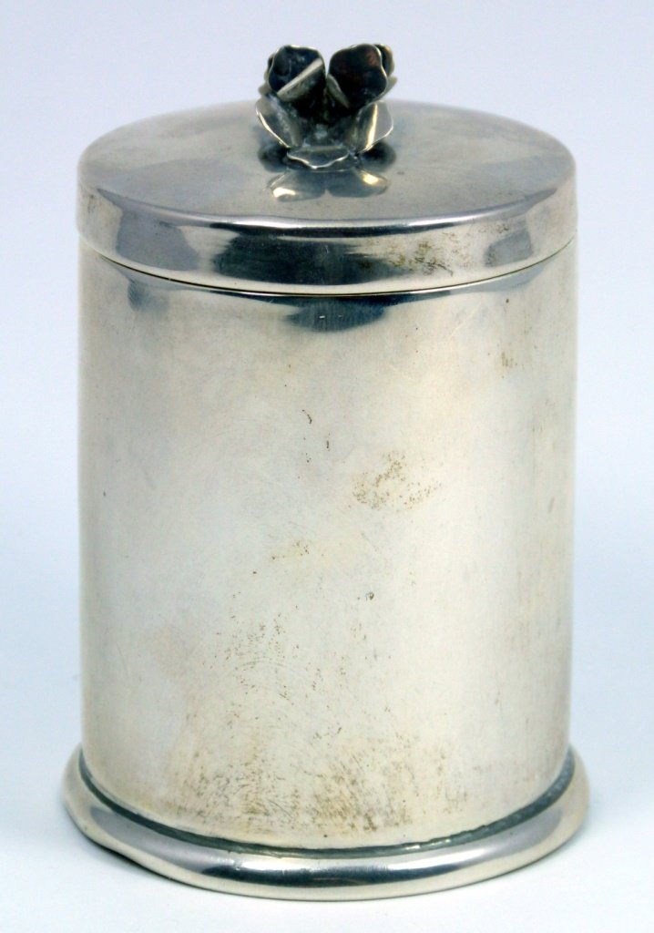 INTERNATIONAL STERLING SILVER LIIDDED FLORAL BOX (1 of 6)