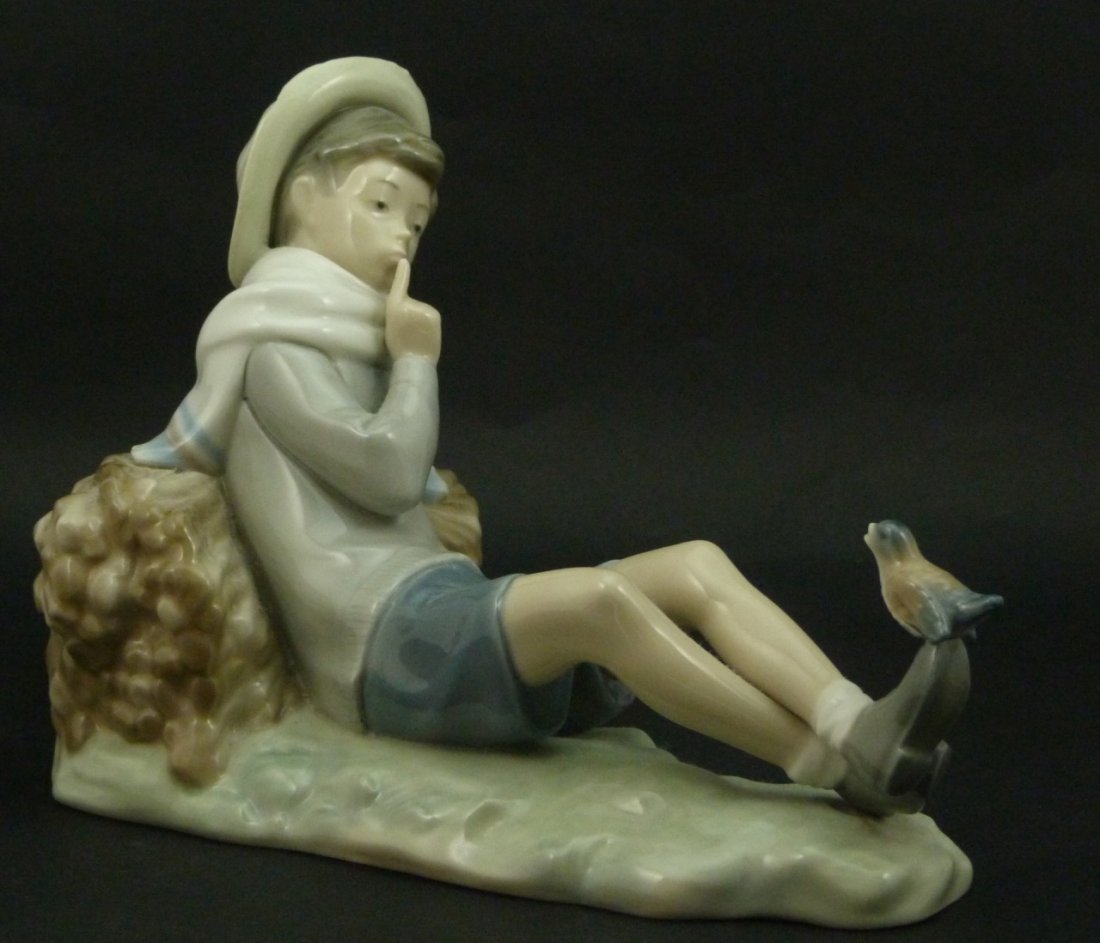 LLADRO RETIRED "BOY w BIRD" #4730 FIGURE (1 of 6)