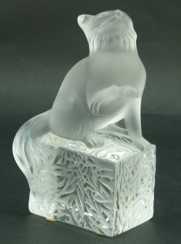LALIQUE FRANCE CRYSTAL CAT FIGURE (1 of 8)