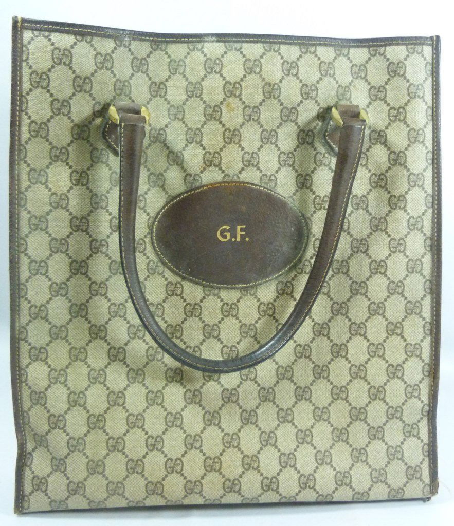 GUCCI ITALIAN VINTAGE MONOGRAM TOTE BAG (1 of 8)