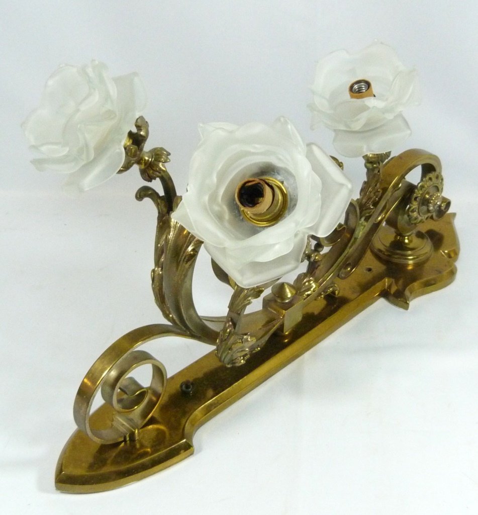 FRENCH EARLY 20TH C BRONZE WALL SCONCE (1 of 10)