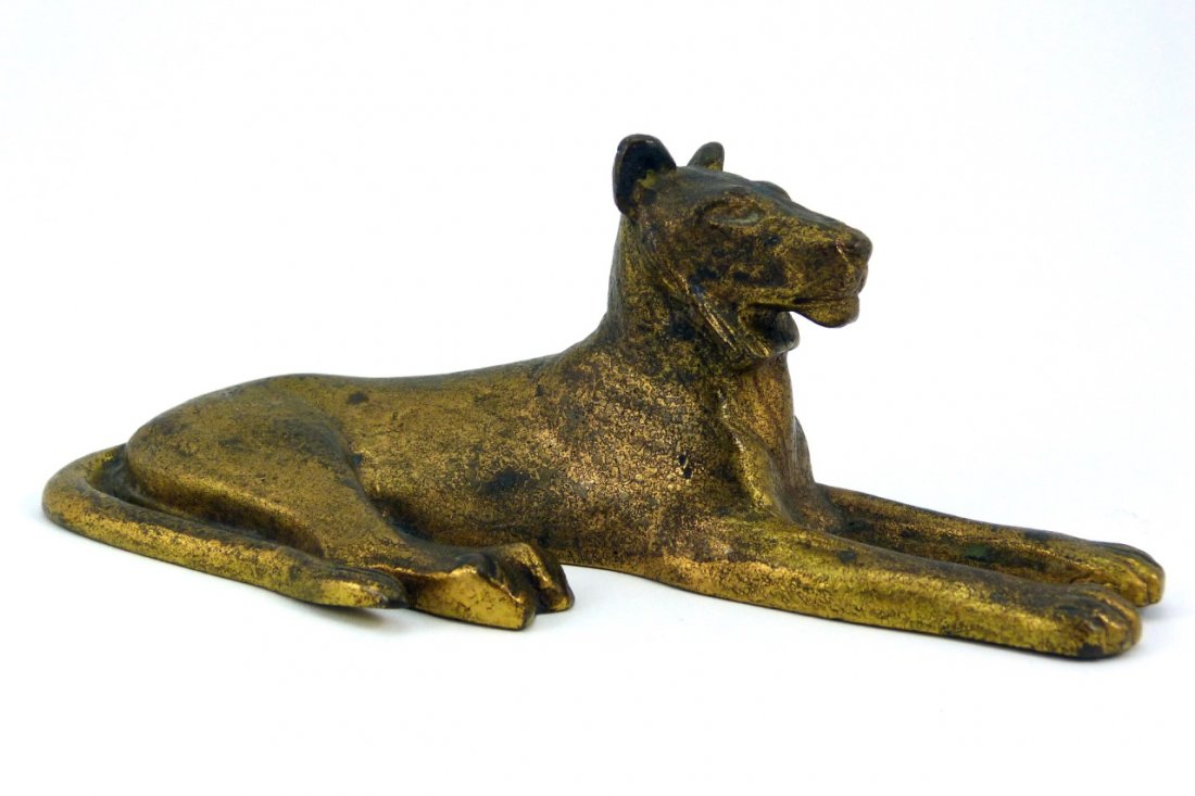 TIFFANY STUDIOS 891 BRONZE LIONESS PAPERWEIGHT (1 of 7)