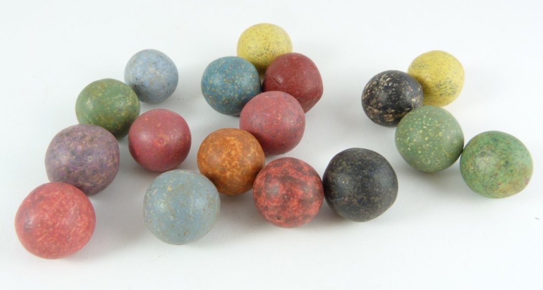 17 PCS CIVIL WAR ERA CLAY MARBLES (1 of 3)