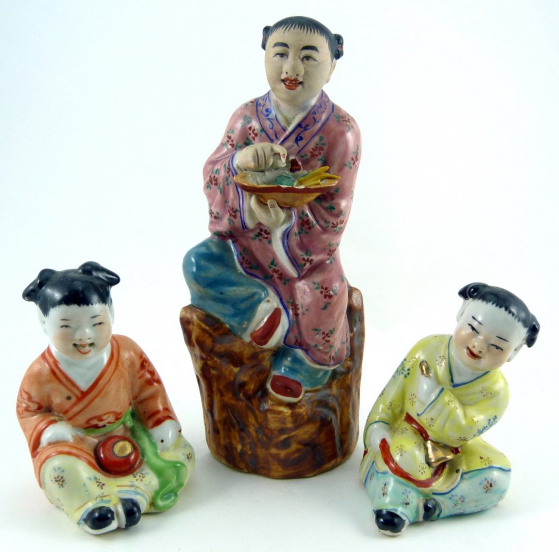 3pcs CHINESE PORCELAIN FIGURES (1 of 10)