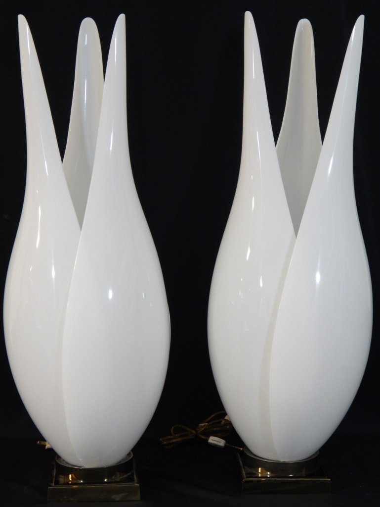 LARGE VINTAGE FRENCH ROUGIER TULIP LAMPS: Pair of very large vintage French Rougier white acrylic tulip lamps. Measures approx 33" (84cm) height. Labeled on bottom of base.