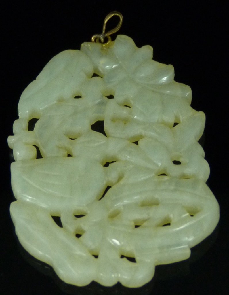 CHINESE WHITE JADE CARVED PENDANT w 14K CLASP (1 of 3)