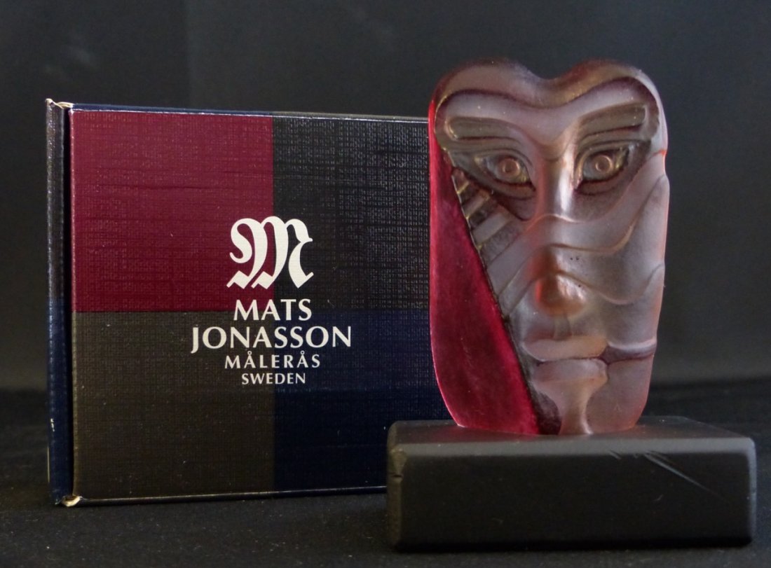 MATS JONASSON SWEDEN CRYSTAL KIWOK FIGURINE: Mats Jonasson (Sweden, 1945-) Art glass sculpture of "KIWOK" (Scandinavian Mythology). Signed on bottom with label and stand. New in Box. Measures 3" (7.62cm). Total weight 202.5 grams.