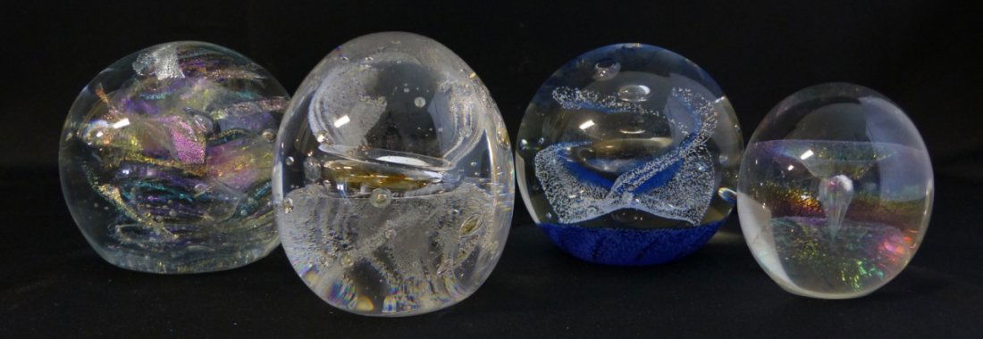 4pc SIGNED STUDIO ART GLASS PAPERWEIGHTS (1 of 10)