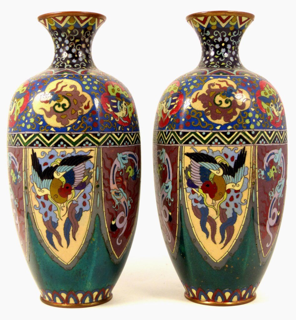 PAIR OLD CHINESE CLOISONNE ENAMEL VASES (1 of 10)