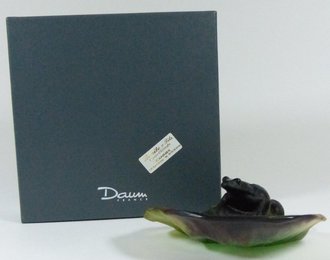 DAUM PATE-DE-VERRE ART GLASS FROG DISH w BOX (1 of 9)