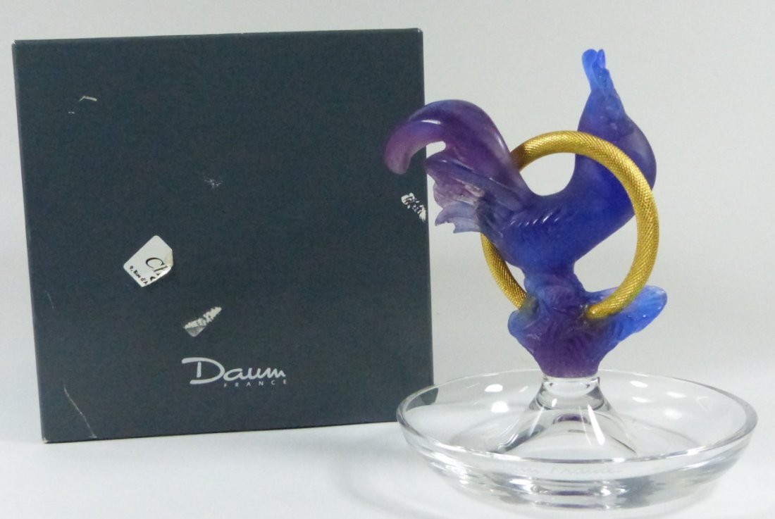 DAUM FRANCE PATE-DE-VERRE ART GLASS RING DISH: Daum France pate de verre art glass rooster ring dish. Measures 6" (15cm) height.