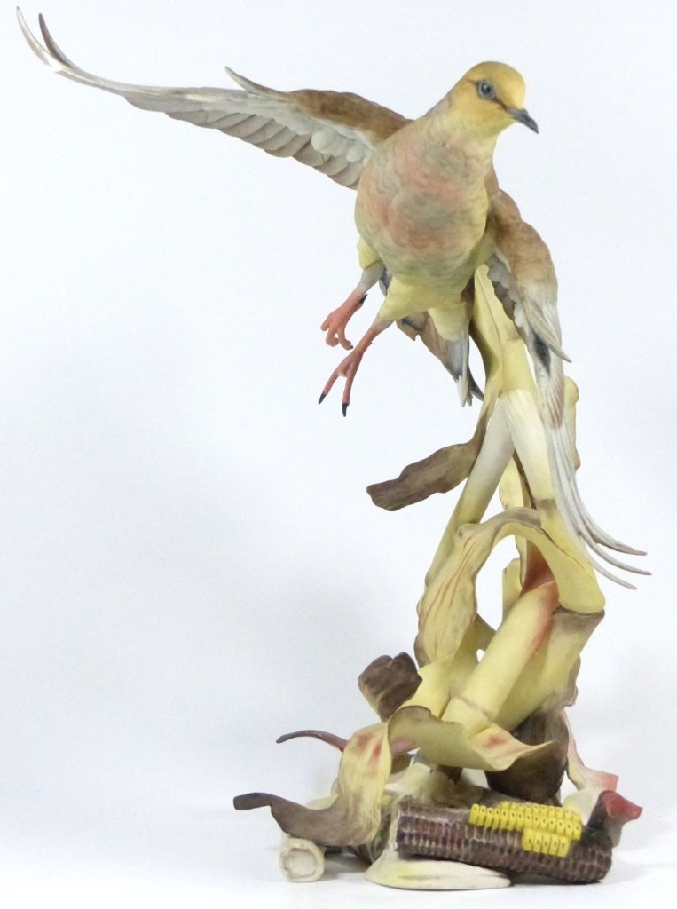 BOEHM "MORNING DOVE" FINE PORCELAIN FIGURE (1 of 10)